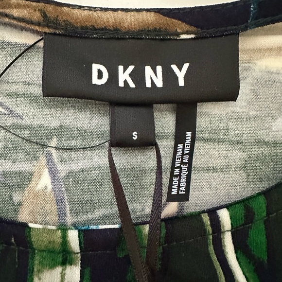 DKNY Dressy Top - Picture 4 of 5